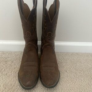 Ariat Brown Western Boots with Stitch Detail